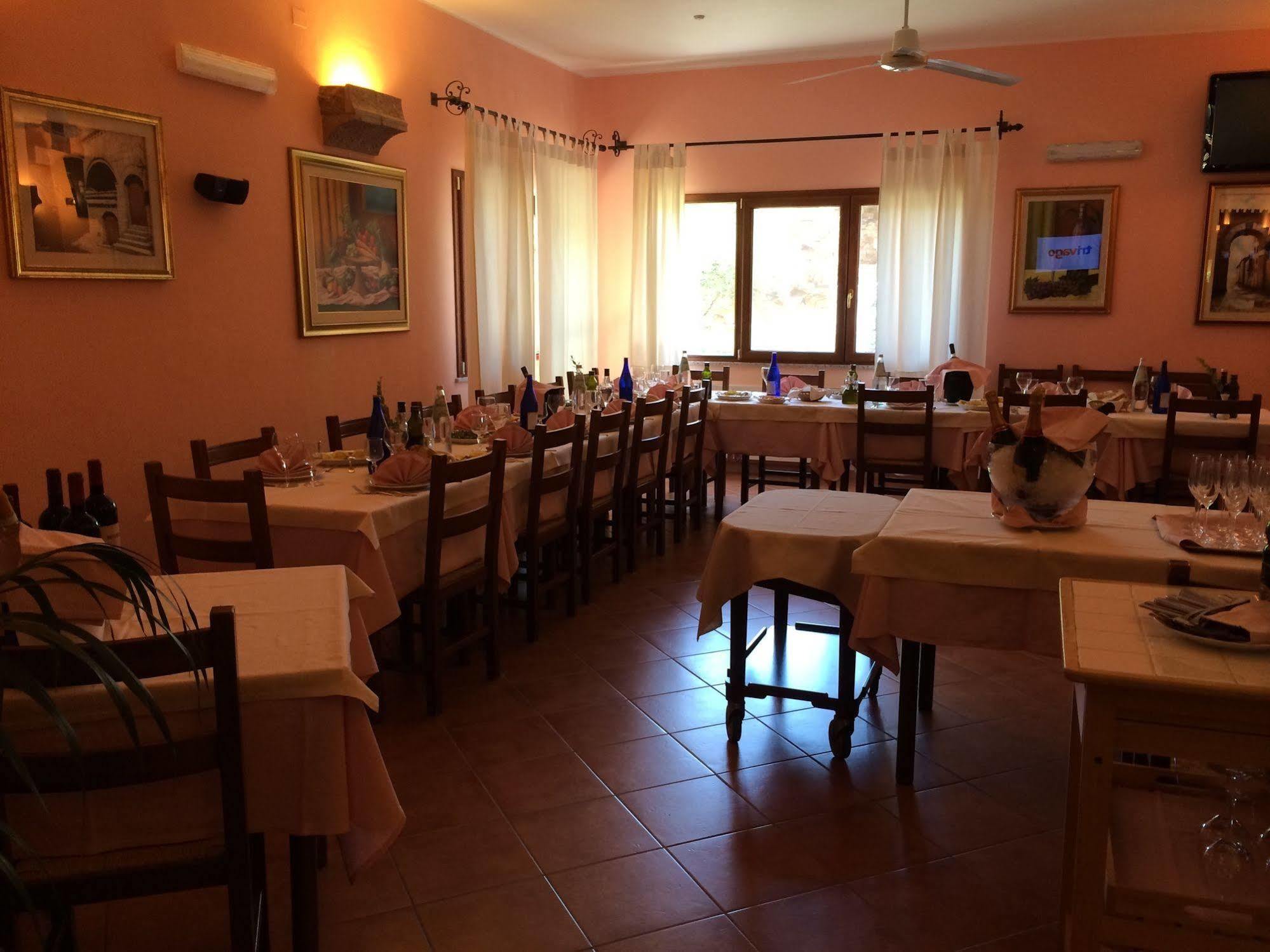 Hotel Il Castello Villaputzu Zewnętrze zdjęcie