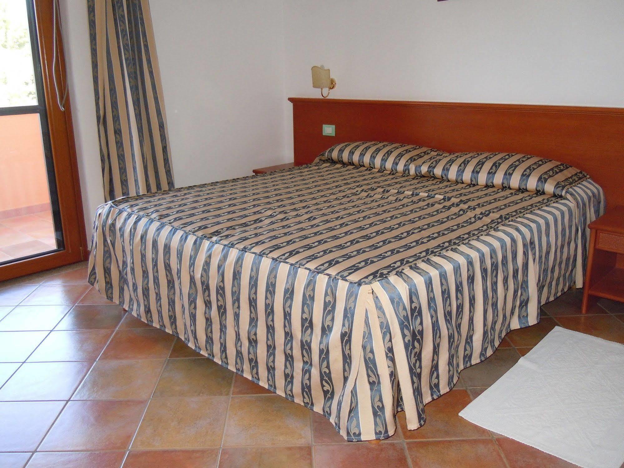 Hotel Il Castello Villaputzu Zewnętrze zdjęcie