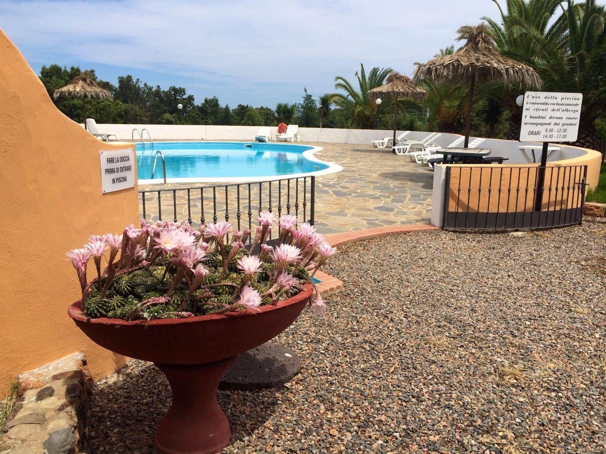 Hotel Il Castello Villaputzu Zewnętrze zdjęcie